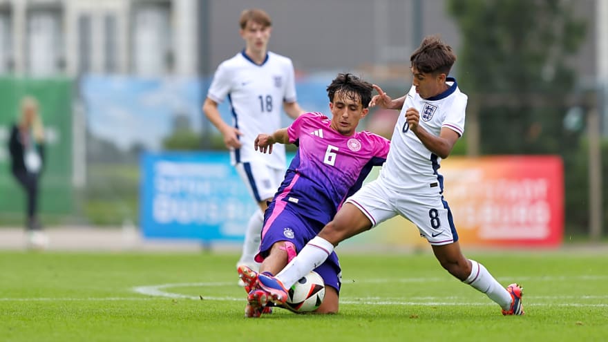 Man United leading the race for exciting EPL teenager wanted at Liverpool