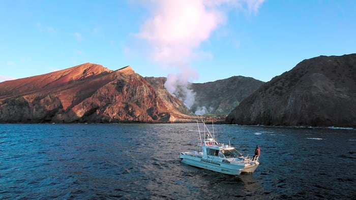 'The Volcano: Rescue from Whakaari' (Netflix)