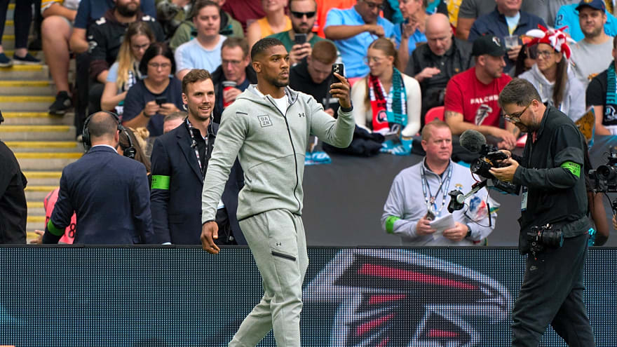 Anthony Joshua vs Makhmudov – Tony Bellew gives honest verdict on rumoured showdown