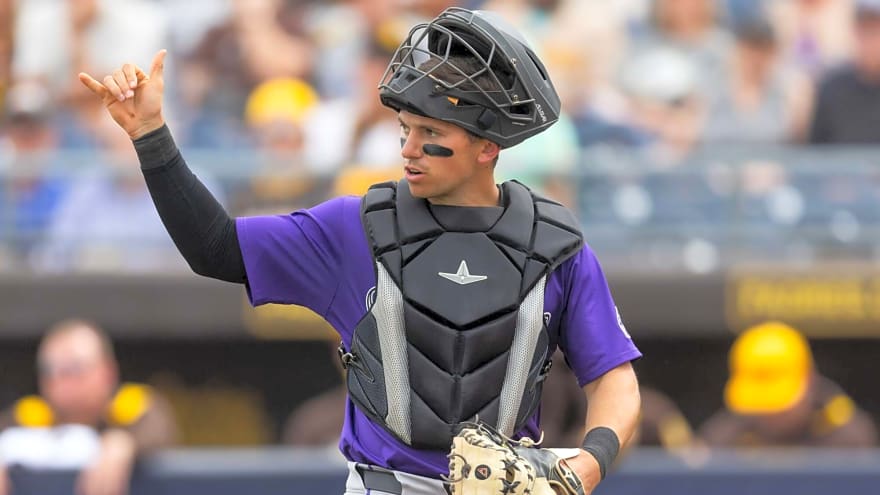 Mets claim catcher off waivers from the Orioles