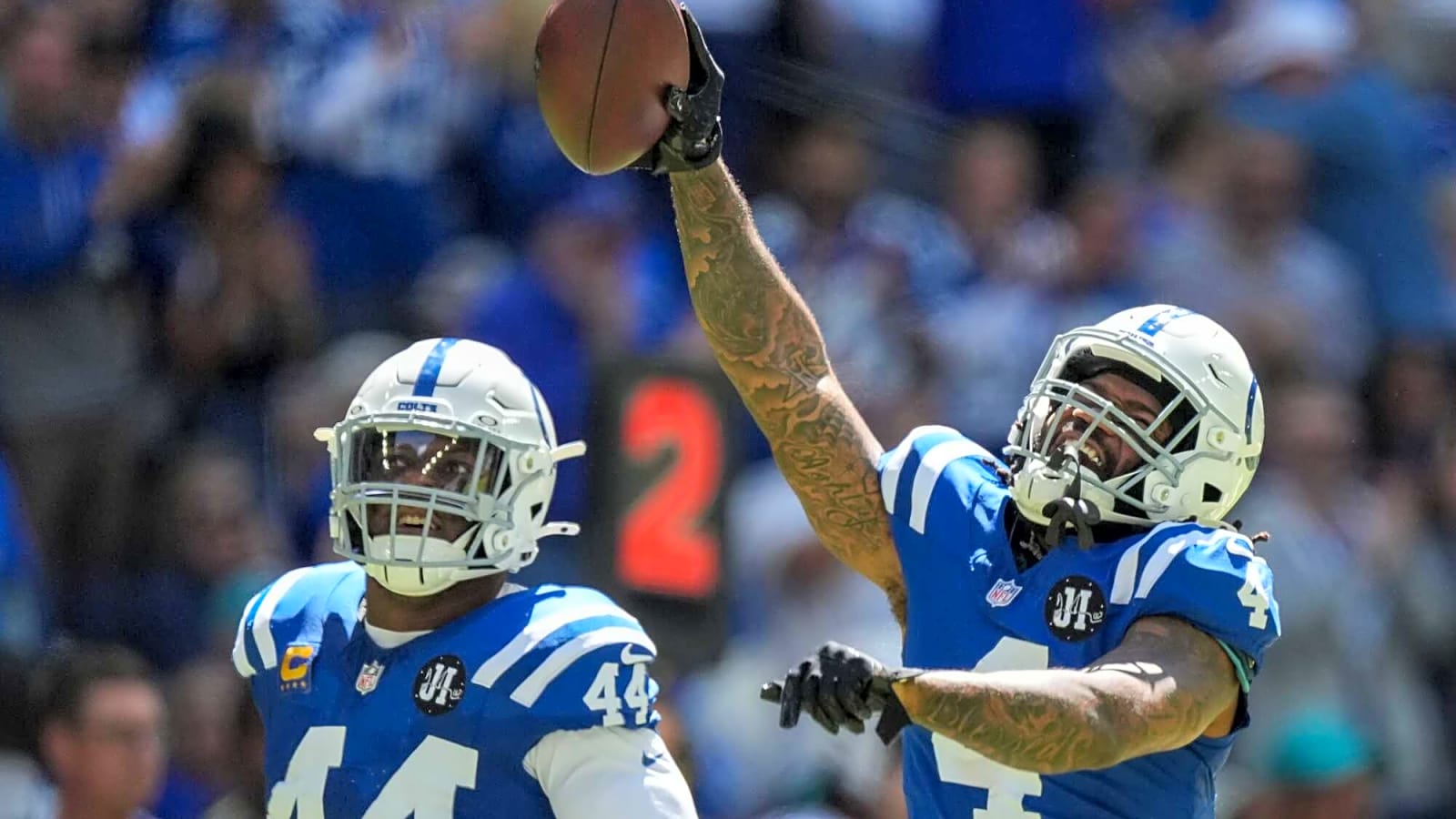 Four-time Pro Bowler abruptly retires from the NFL