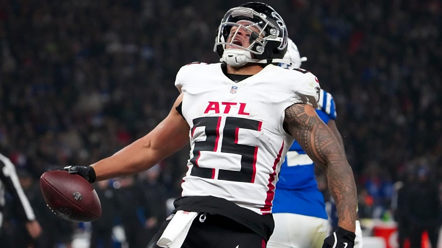 Steelers And Soon-To-Be Free Agent Running Back Get Eye-Opening Advice From Former NFL General Manager