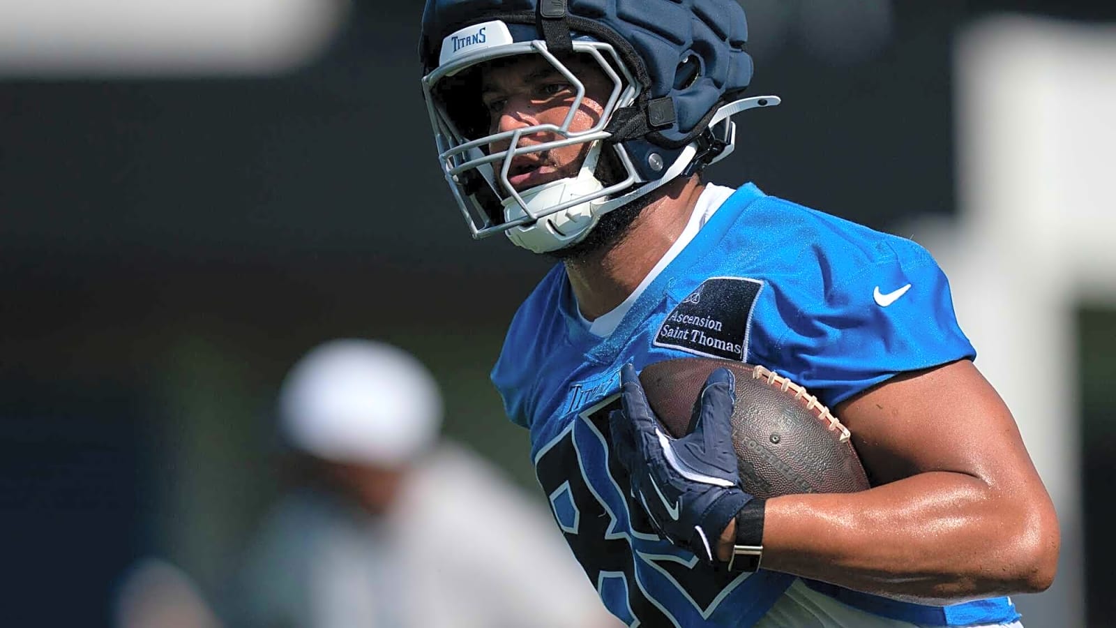 Chiefs Host 10 Players For Workouts