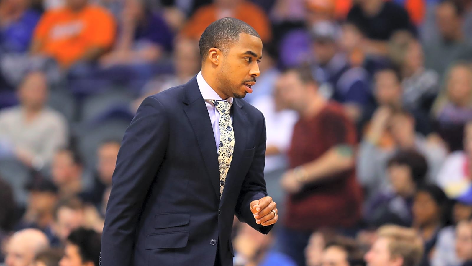 Report: Suns Could Look At Cavaliers’ Johnnie Bryant For Head Coach Job