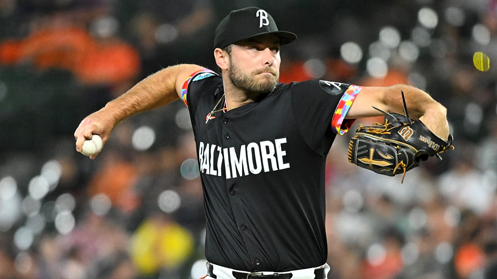 Orioles designate pair of right-handers for assignment