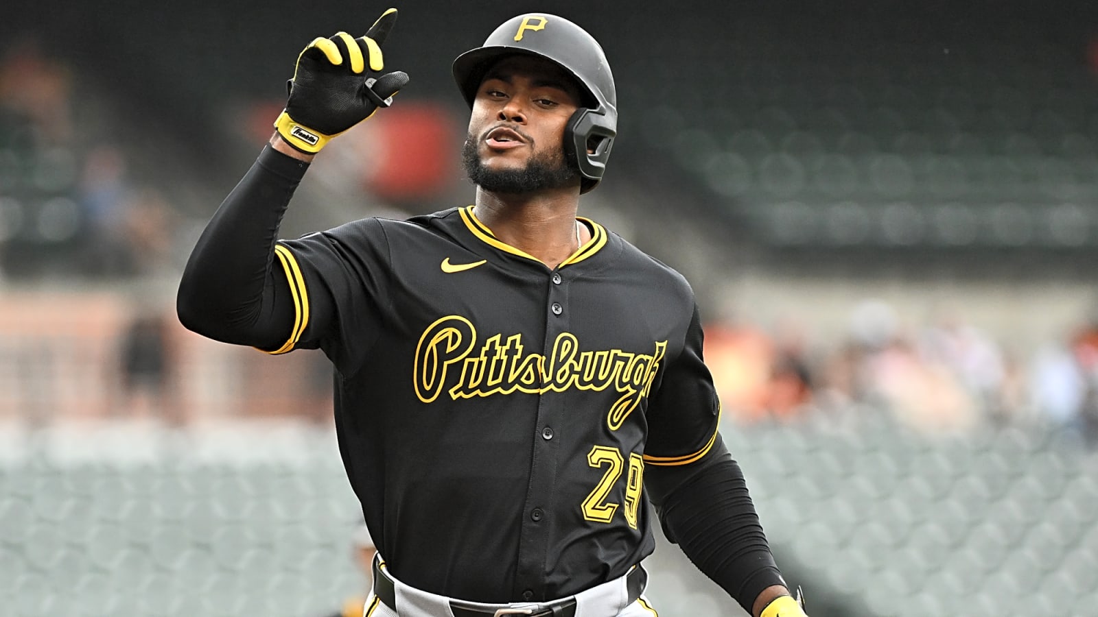 Alexander Canario Signs With NPB’s Seibu Lions