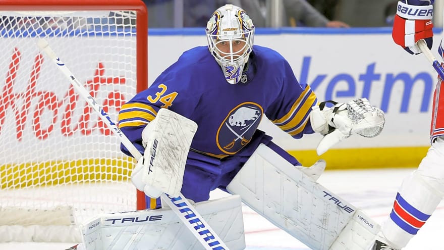 Why Sabres’ Alex Lyon could be a good fit for the Oilers