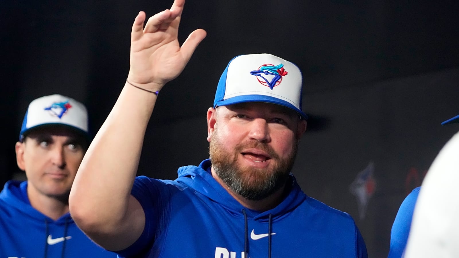 Blue Jays manager John Schneider completely crashes out on umpire after getting ejected