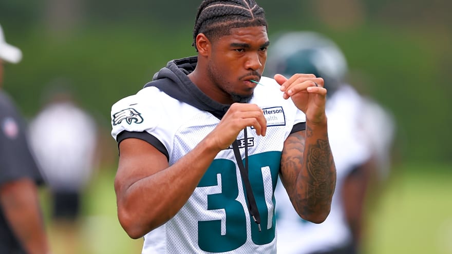 Nakobe Dean's Replacement Named Eagles' Breakout Candidate