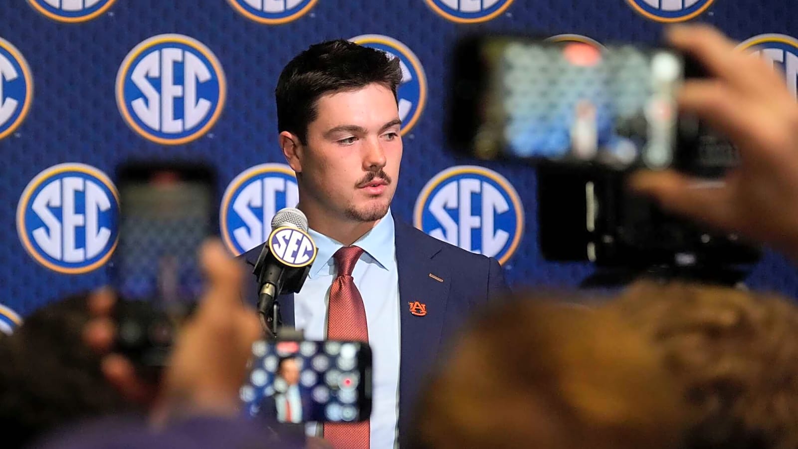 Jackson Arnold says Auburn players are punished for wearing red