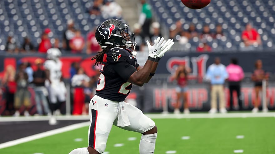 Texans Cut 32 Players On Sunday