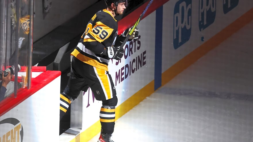 Penguins sign Chinakhov, three others to contracts