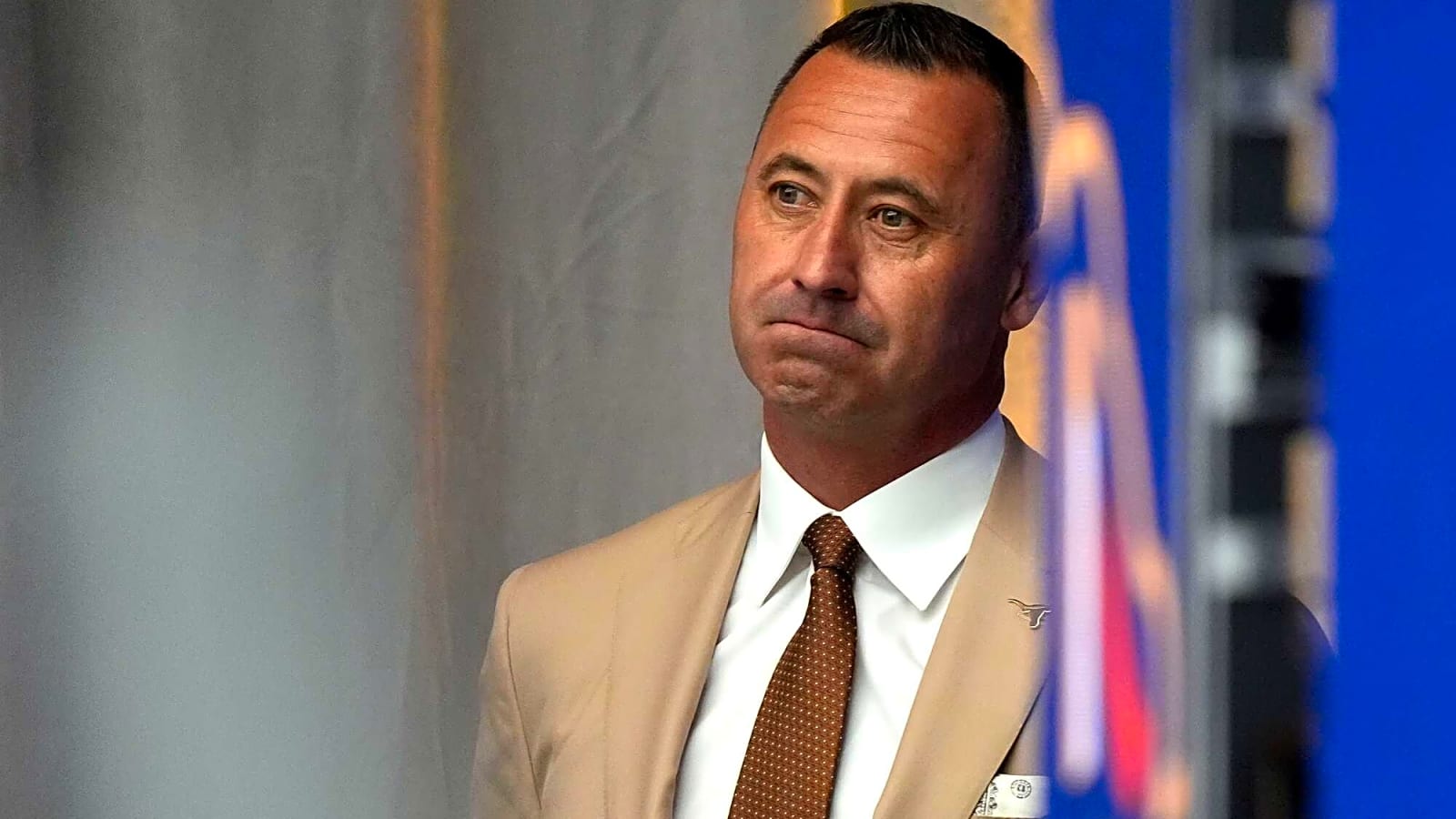 Steve Sarkisian walked out to rival’s war hymn at SEC Media Day