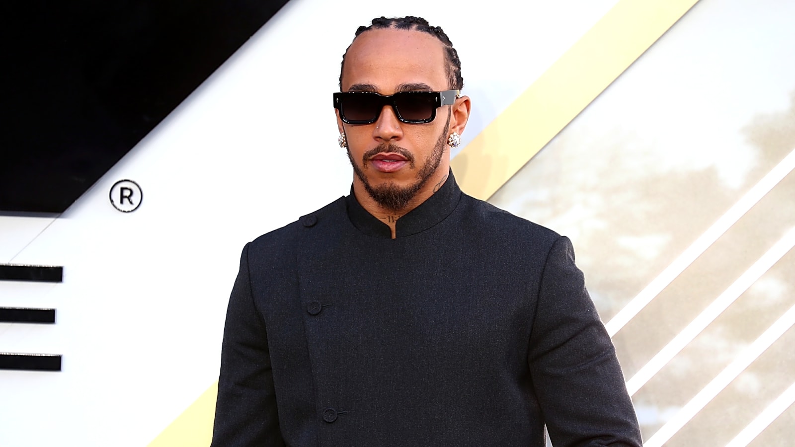 Ex-F1 Driver Declares Lewis Hamilton Failed to ‘Bend Ferrari to His Will’