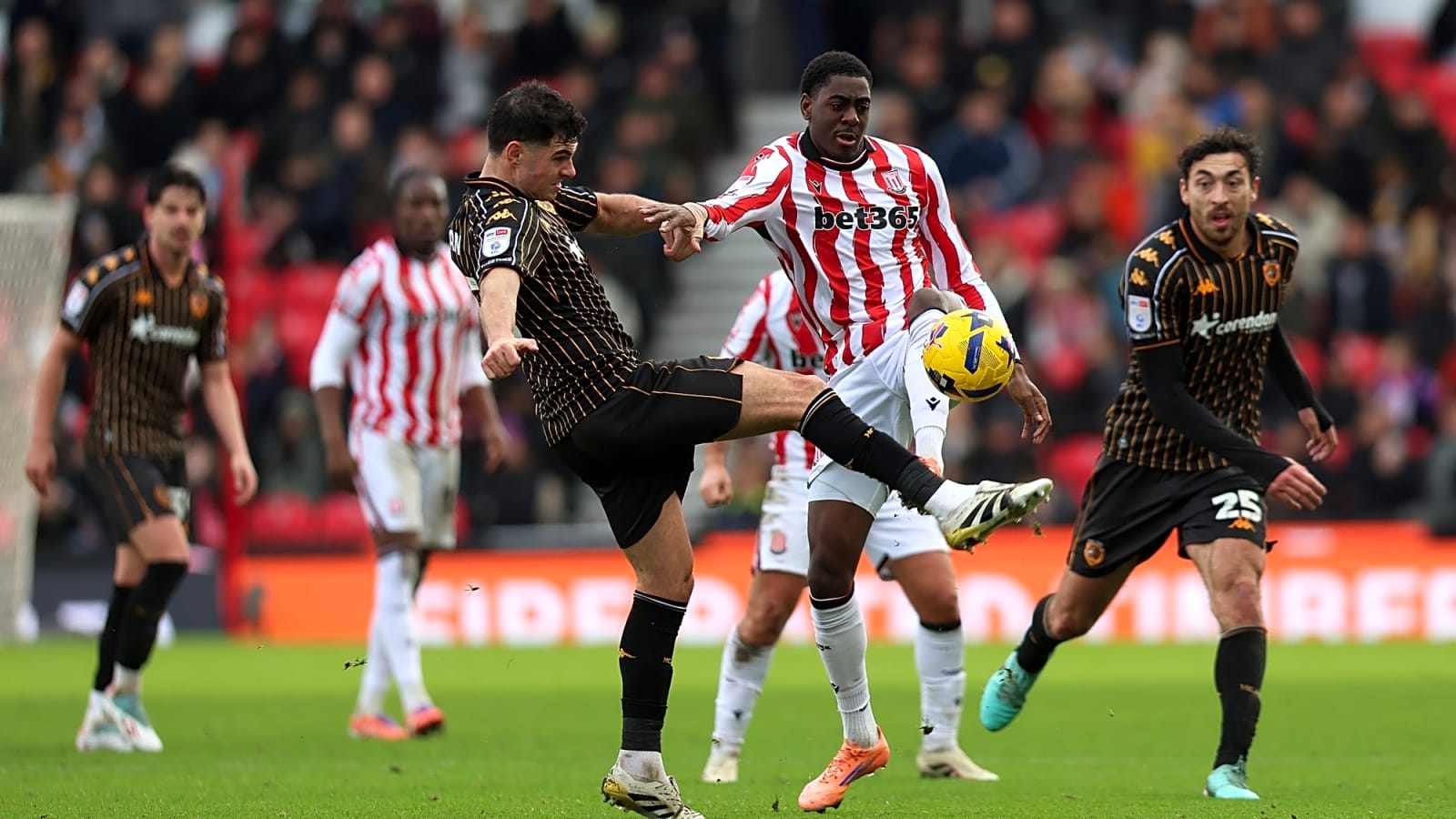 Crystal Palace make move to sign Man City striker