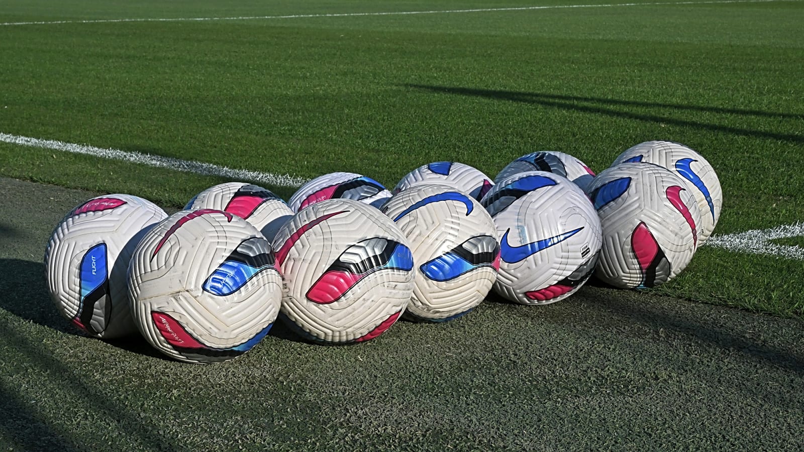 Exclusive: New goalkeeper signing trains with Manchester United squad