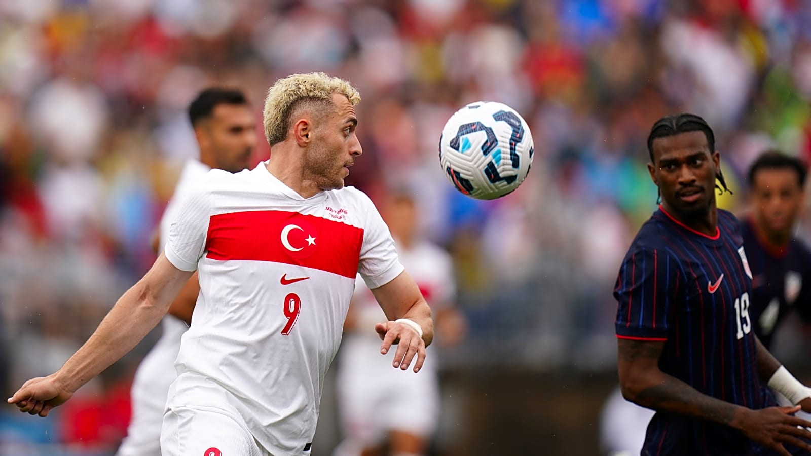 'Go to Tottenham' – Manager tells €21m-rated attacker to snub West Ham move in favour of North London