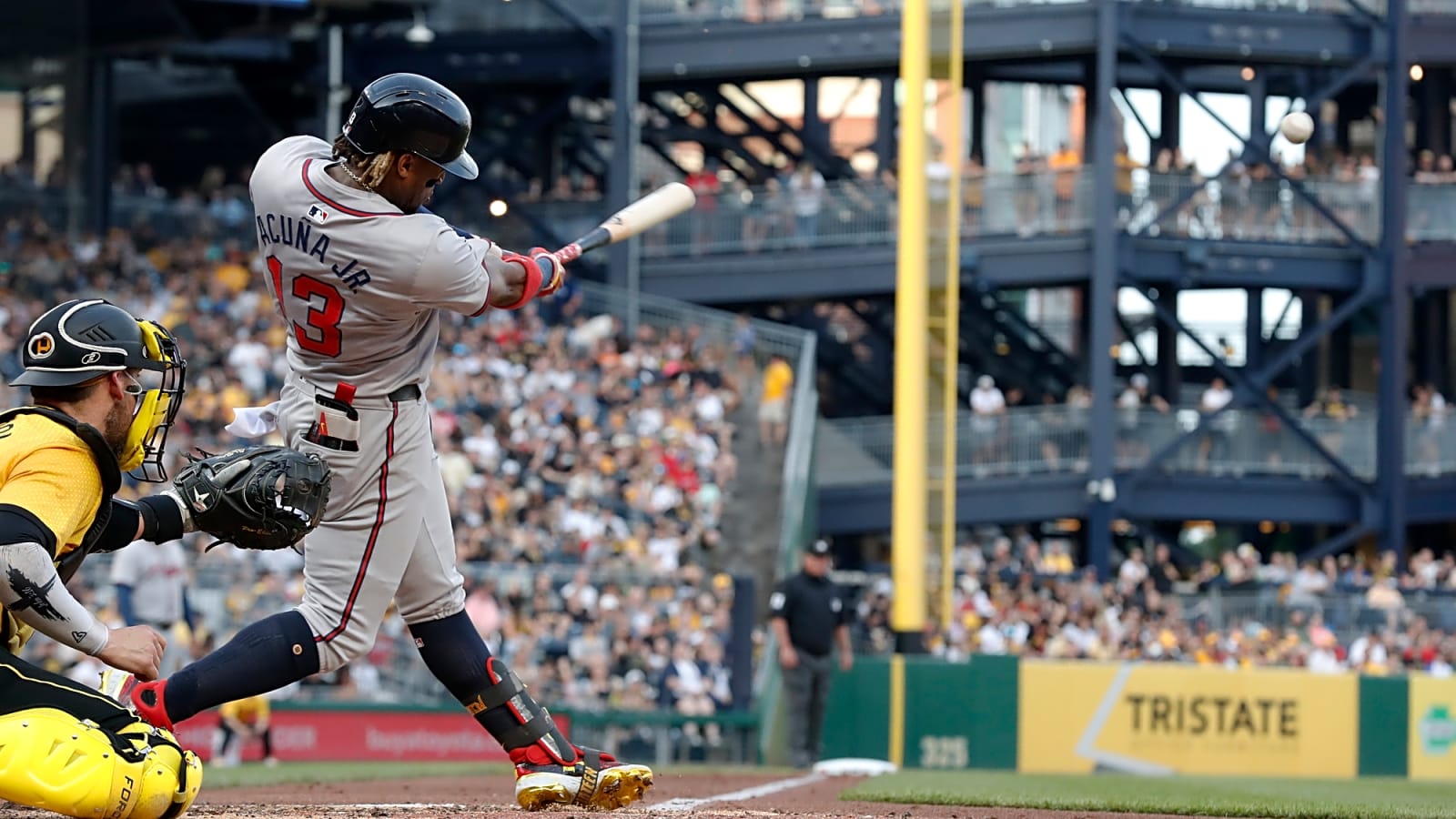  Ronald Acuña Jr. homers in first game back