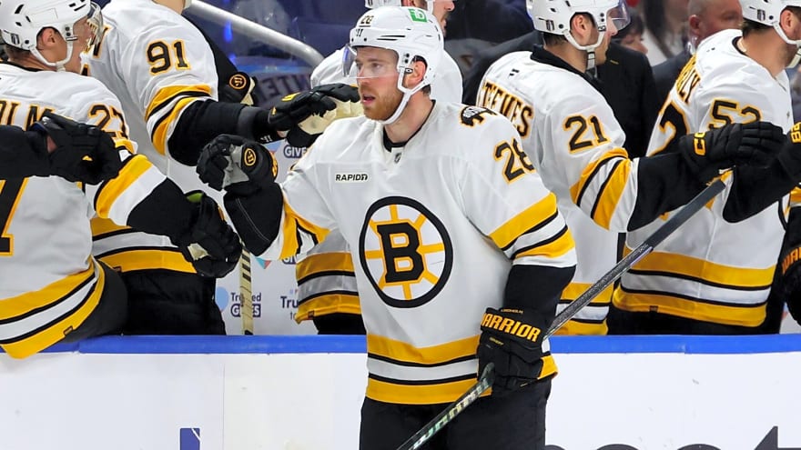 Bruins’ Lindholm been dealing with back injury for two seasons
