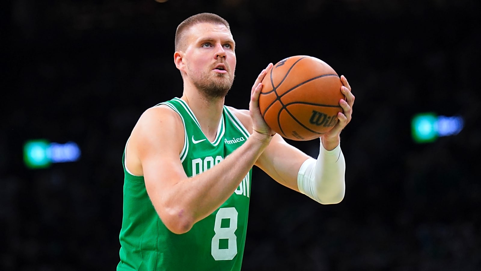  Celtics trade Kristaps Porzingis to Hawks 