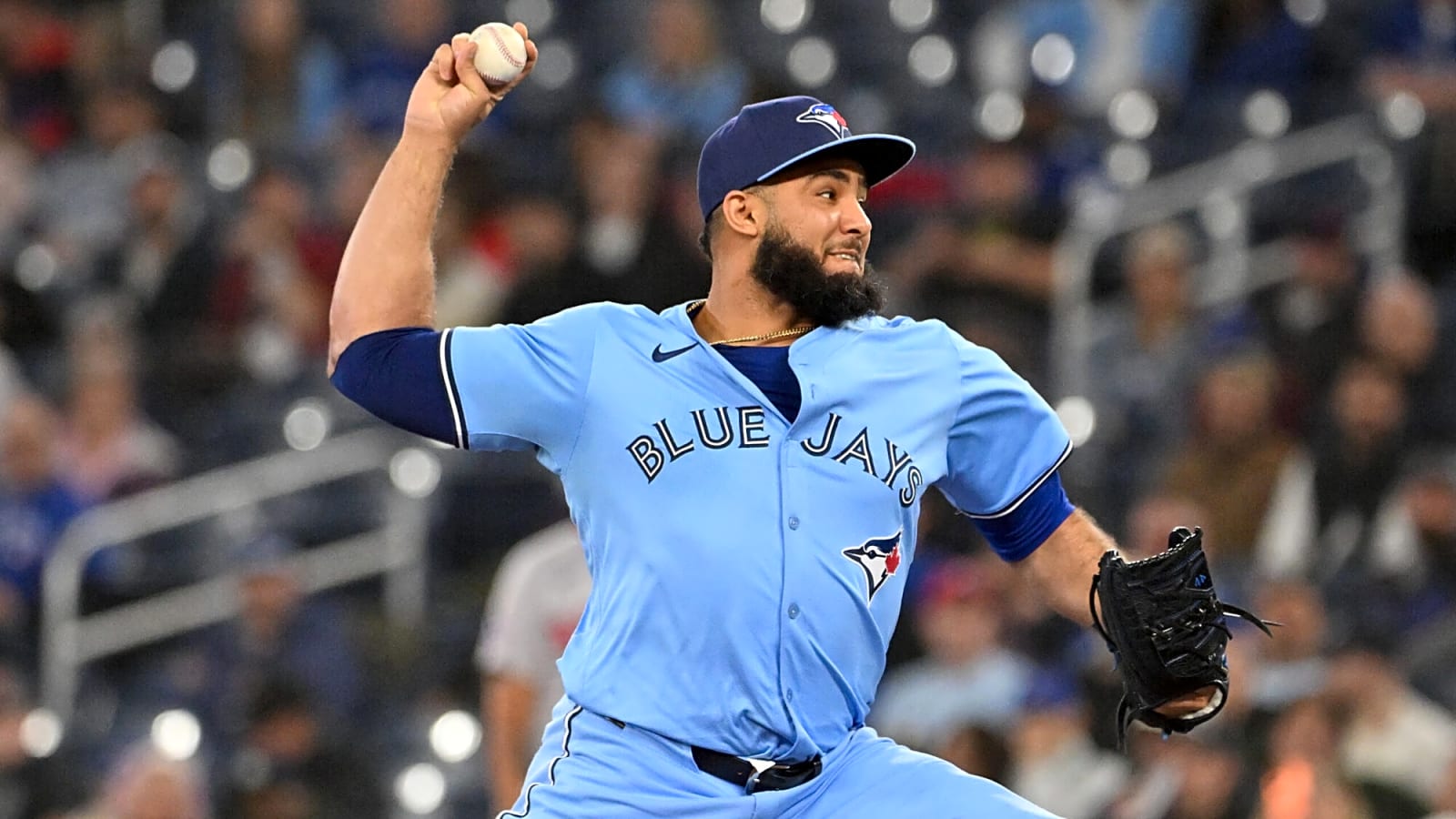 Blue Jays place Yimi Garcia on IL (again), recall Robinson Pina
