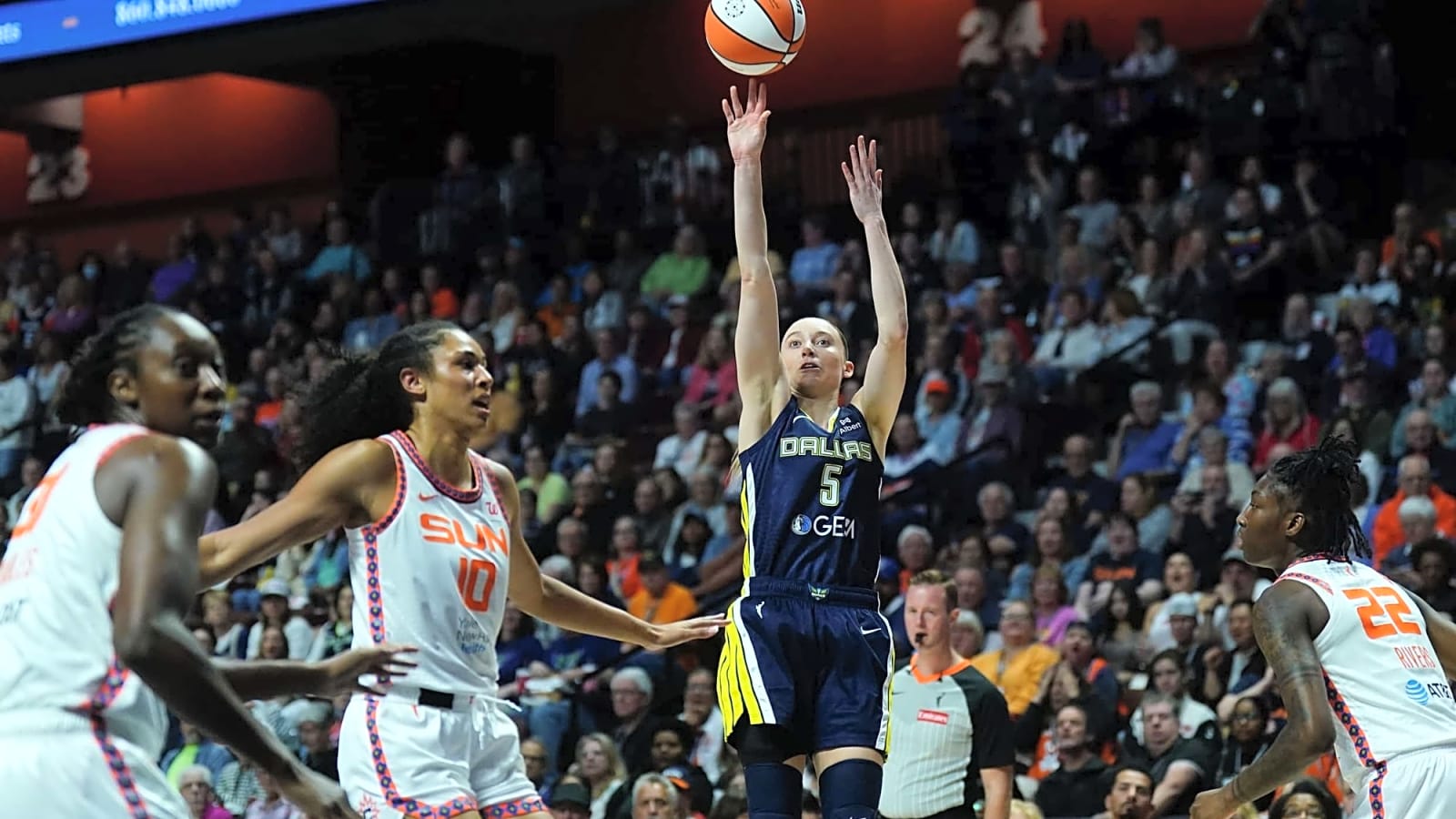 Paige Bueckers To Miss Time Due To a Concussion
