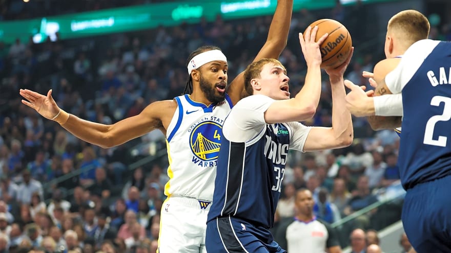 Warriors Left Shaken as Insider Details 'So, So Sad' Locker Room Moment After Moses Moody Injury