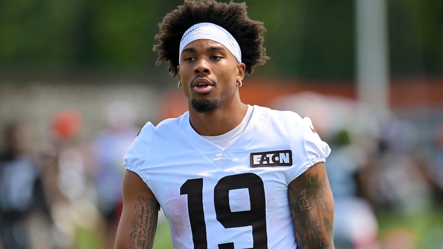 Former Tennessee WR Cedric Tillman officially has a new home in the NFL after getting released by the Browns