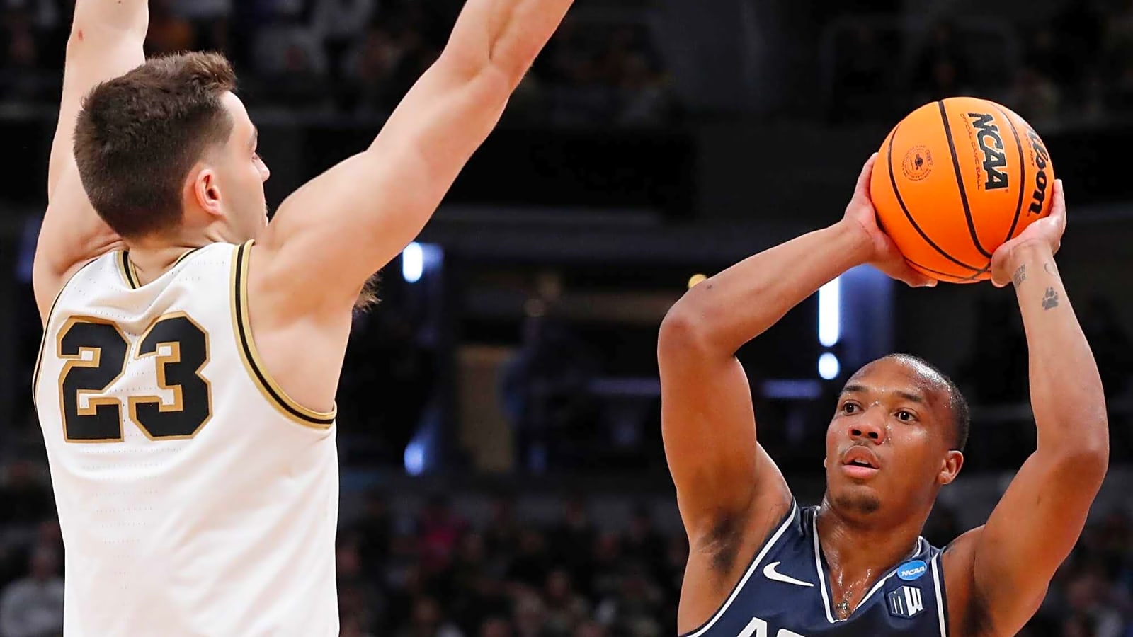 Cavs To Sign Darius Brown To Two-Way Deal