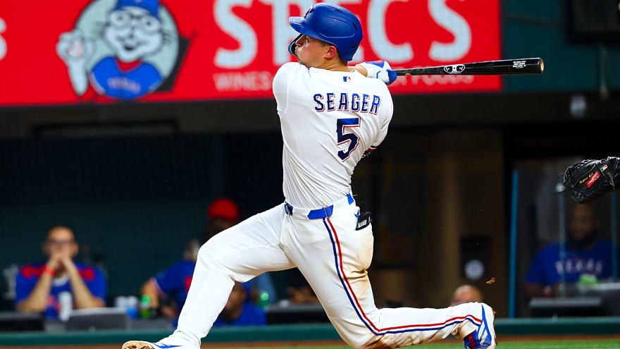 Texas Rangers Fans Spend 572 Days Talking About Their MLB Team