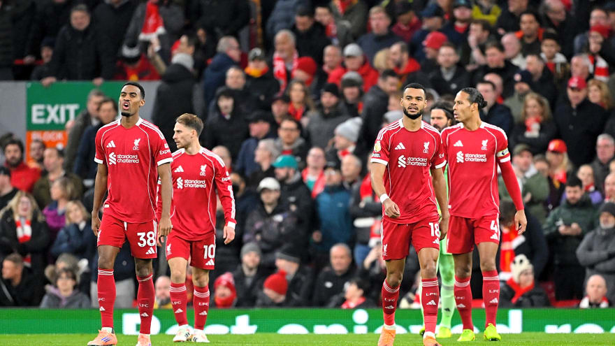 Gary Neville urges Arne Slot to consider something he’s only done twice at Liverpool so far