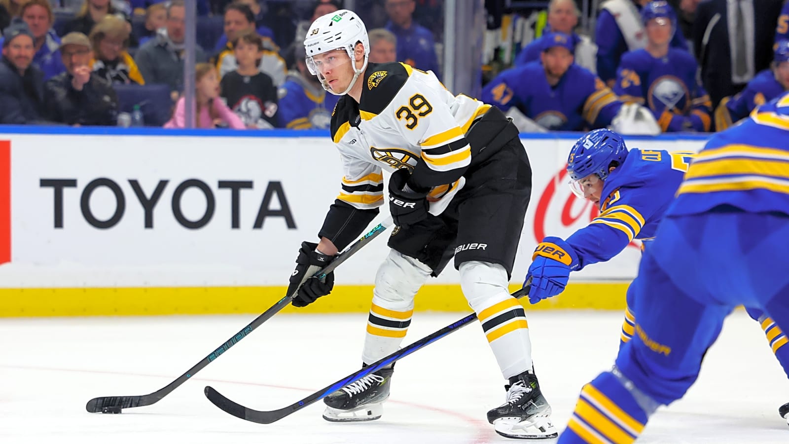 Morgan Geekie Inks Six-Year Extension in Boston