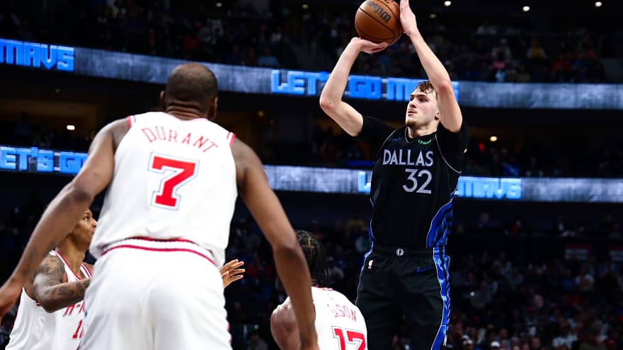 Dallas Mavericks Beat Rival Houston Rockets 110-104