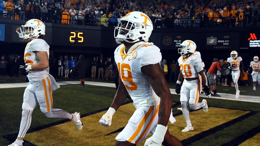 ‘It’s hard for me to remember a fifth-rounder that this early in camp has popped as much’ – Former Vol is showing out already in the NFL