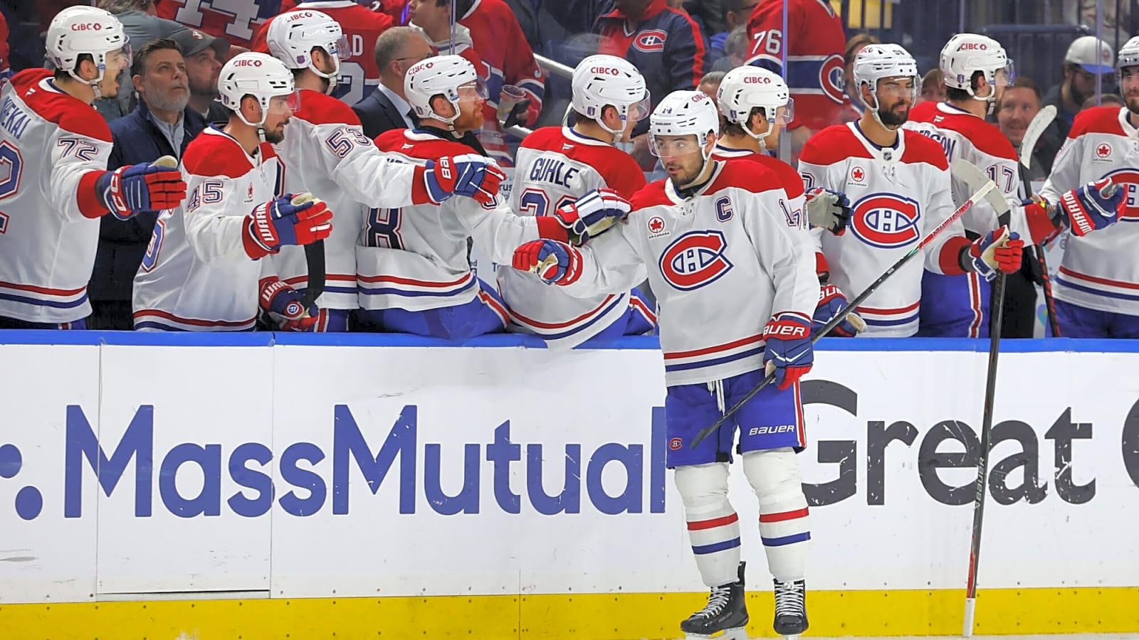 Canadiens’ Nick Suzuki wins 2026 Selke Trophy