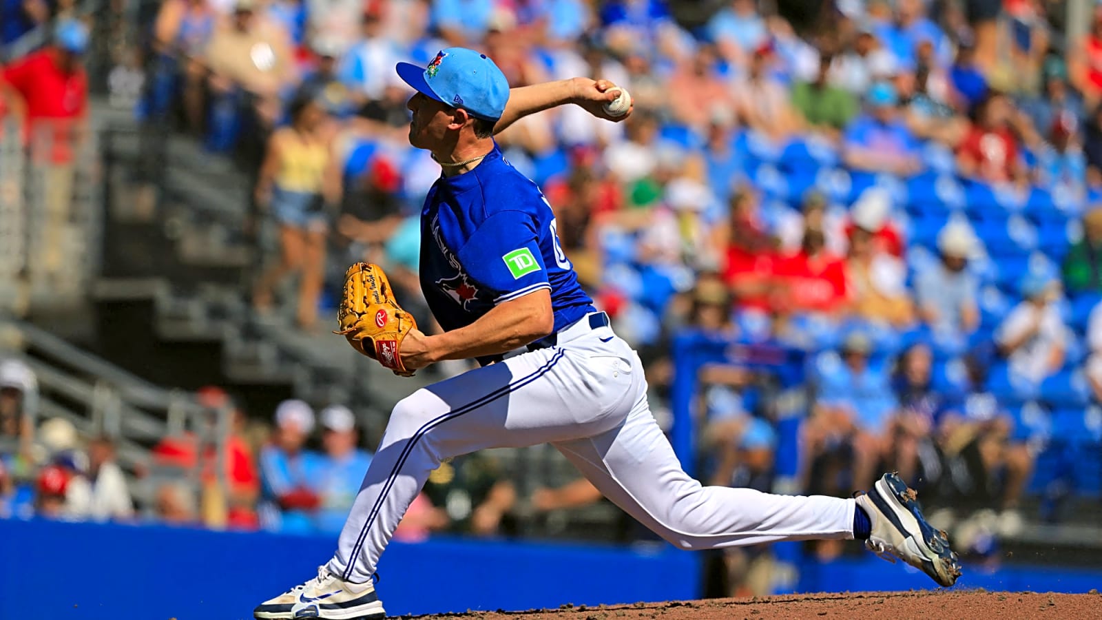 Blue Jays Select CJ Van Eyk