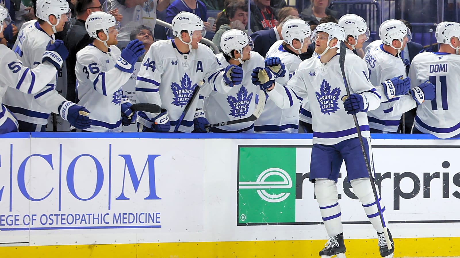 The Toronto Maple Leafs clinch first place in the Atlantic Division ...
