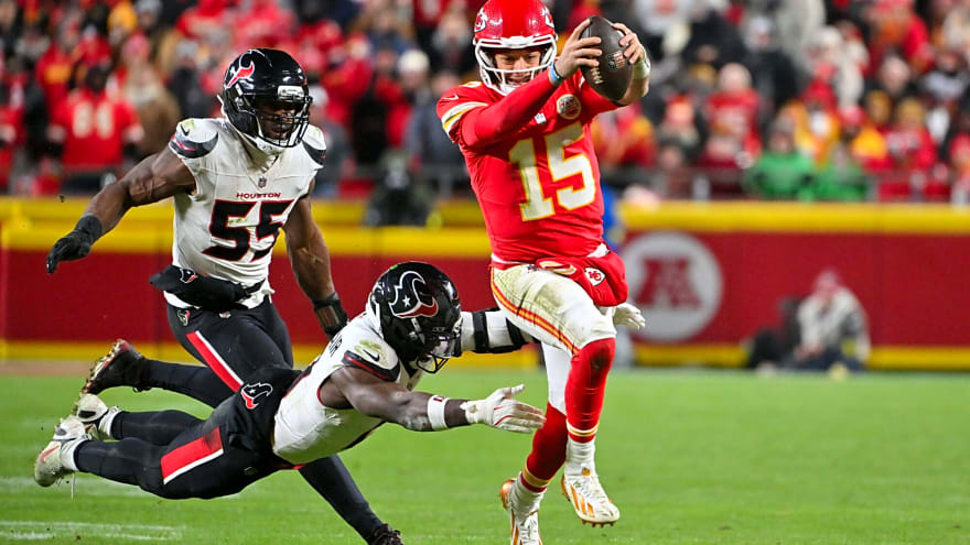 Texans’ Undrafted Backup Becomes NFL’s Third-Highest-Paid Linebacker