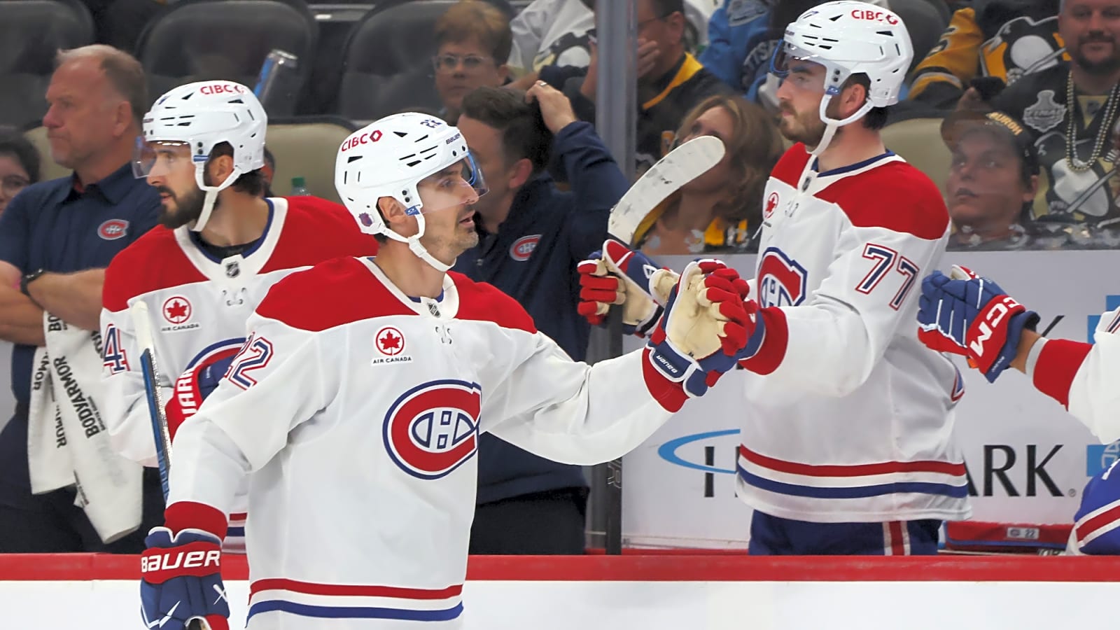 PHOTOS: Chris Kreider Gives Back to the Community (Already)