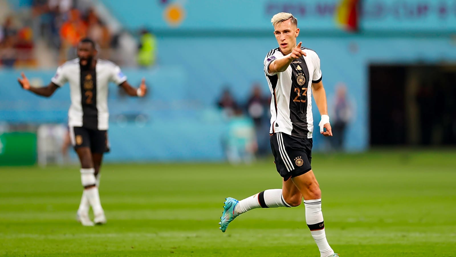 'I can confirm…': Sky reporter confirms Man United interest in 'outstanding' contract rebel