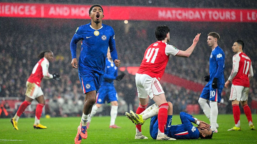 'You can see it' – Liam Rosenior names Chelsea player who’s getting 'stronger and stronger' every game