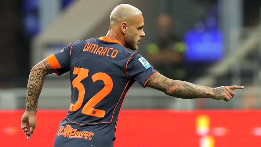 Man Utd ‘very keen’ to land Serie A star in January hailed as ‘one of the best in the world’