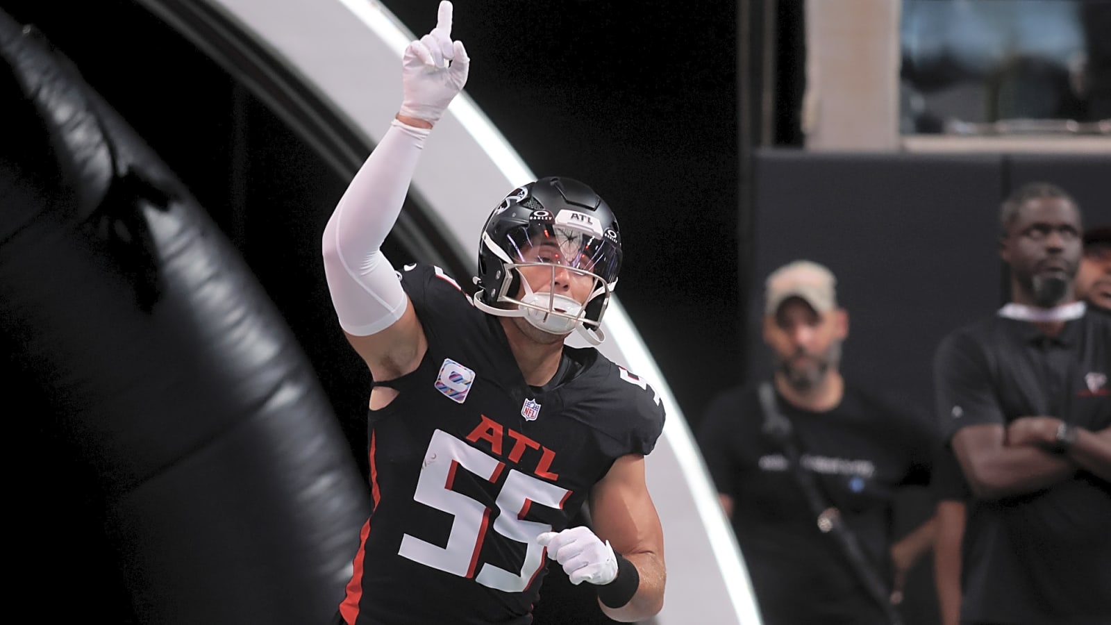 Jeff Ulbrich Wants Falcons To Re-Sign Kaden Elliss