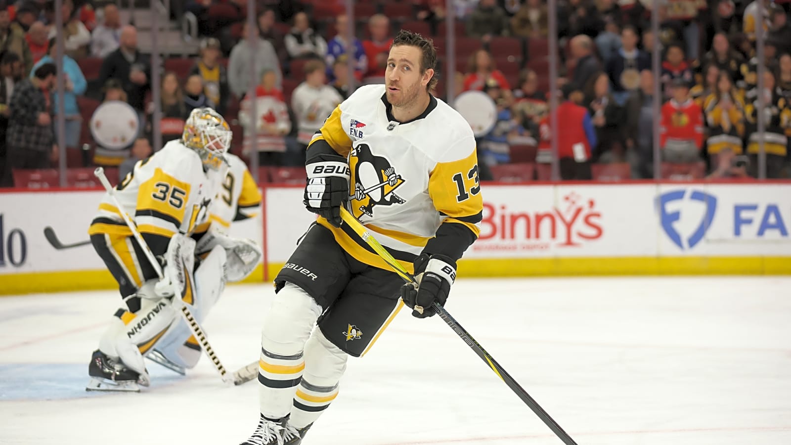 Penguins activate former All-Star Kevin Hayes