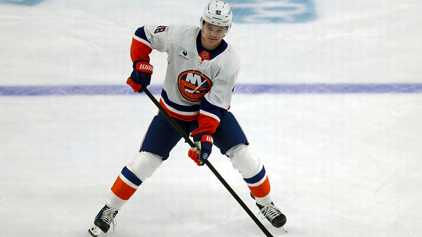 Matthew Schaefer impressed in his NHL debut with Islanders