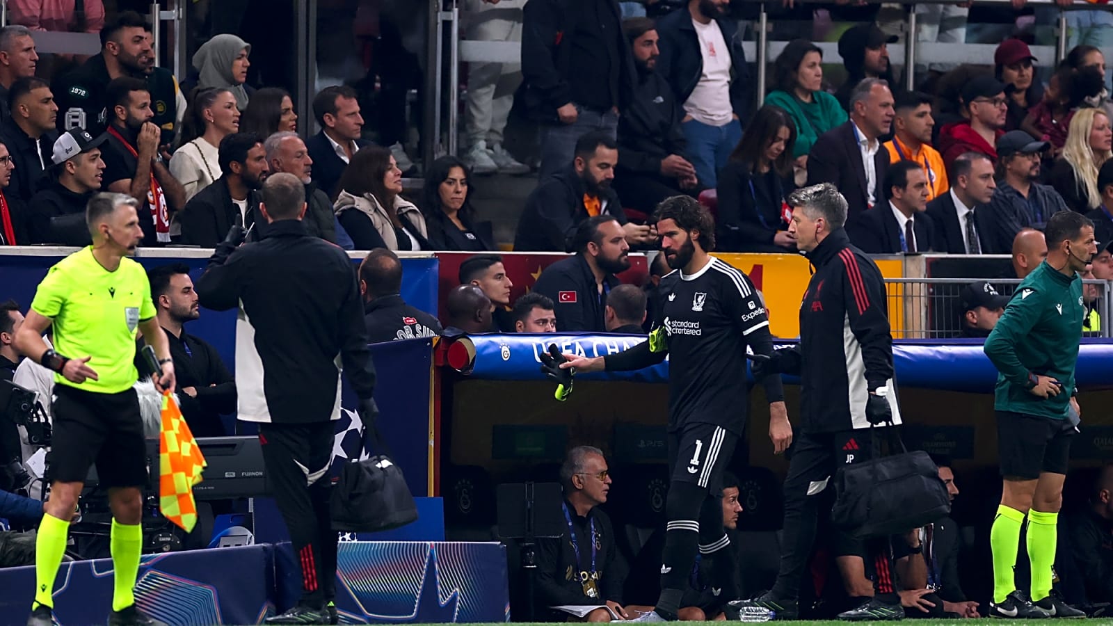 Unlike Alisson; Ekitike handed Chelsea injury boost: Pearce