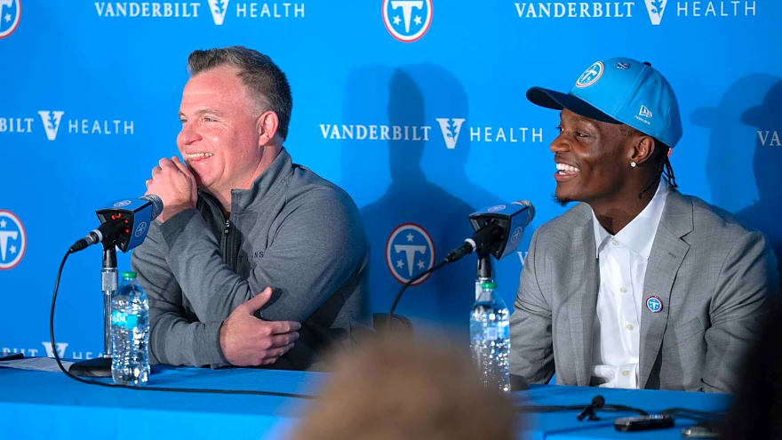 NFL executives blast Titans for drafting Carnell Tate over Arvell Reese