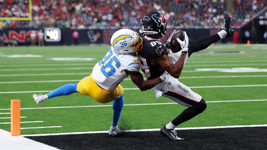 Latest Seahawks trade tells us more about a key position group than the team would like to admit