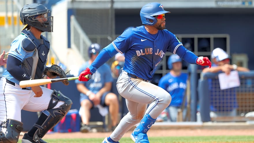 Phillies replace Otto Kemp with switch-hitting speed demon