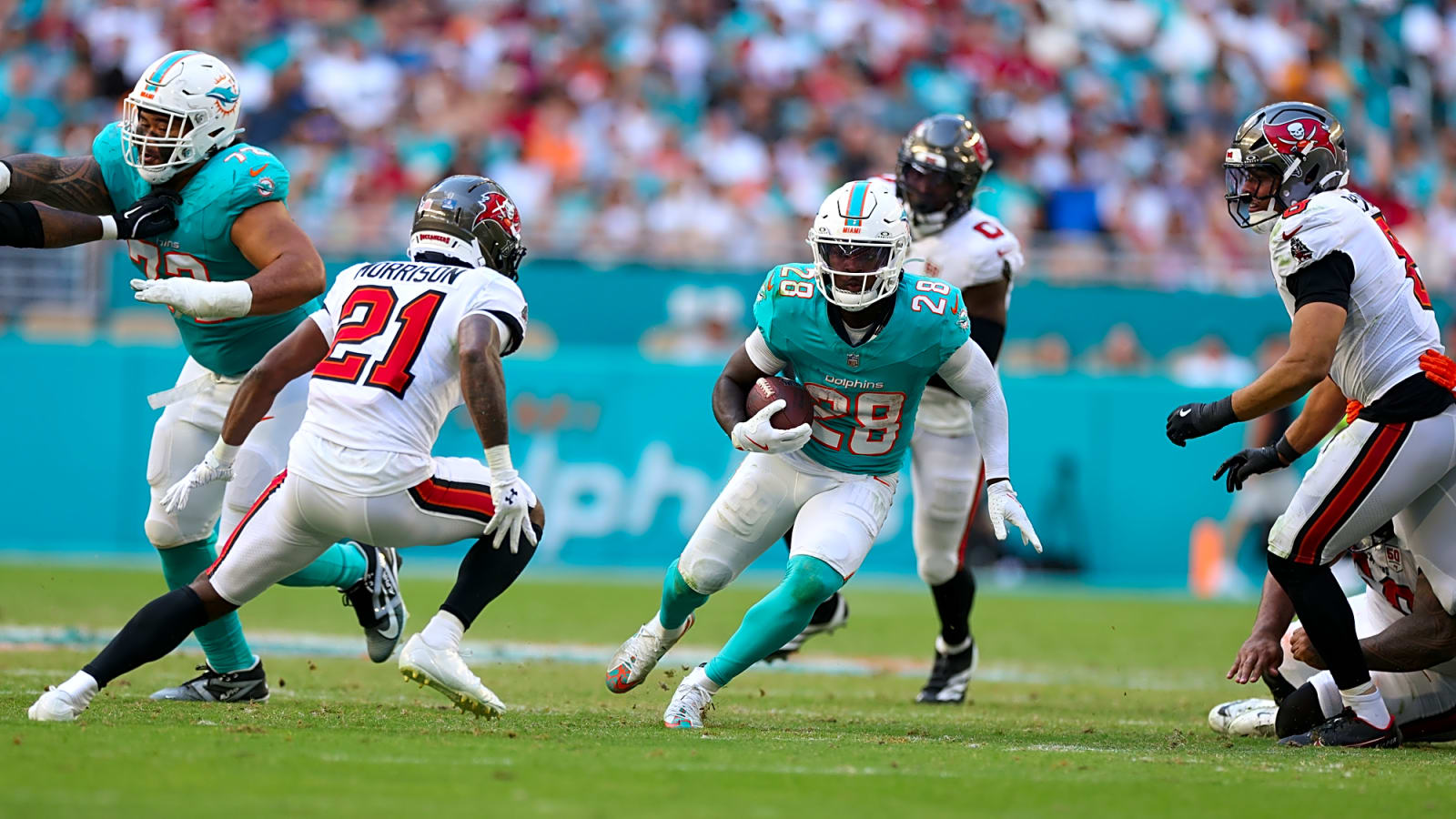 VIKINGS TRADE RUMORS: The Blockbuster Move for De’Von Achane That Secures a 2026 Super Bowl Run